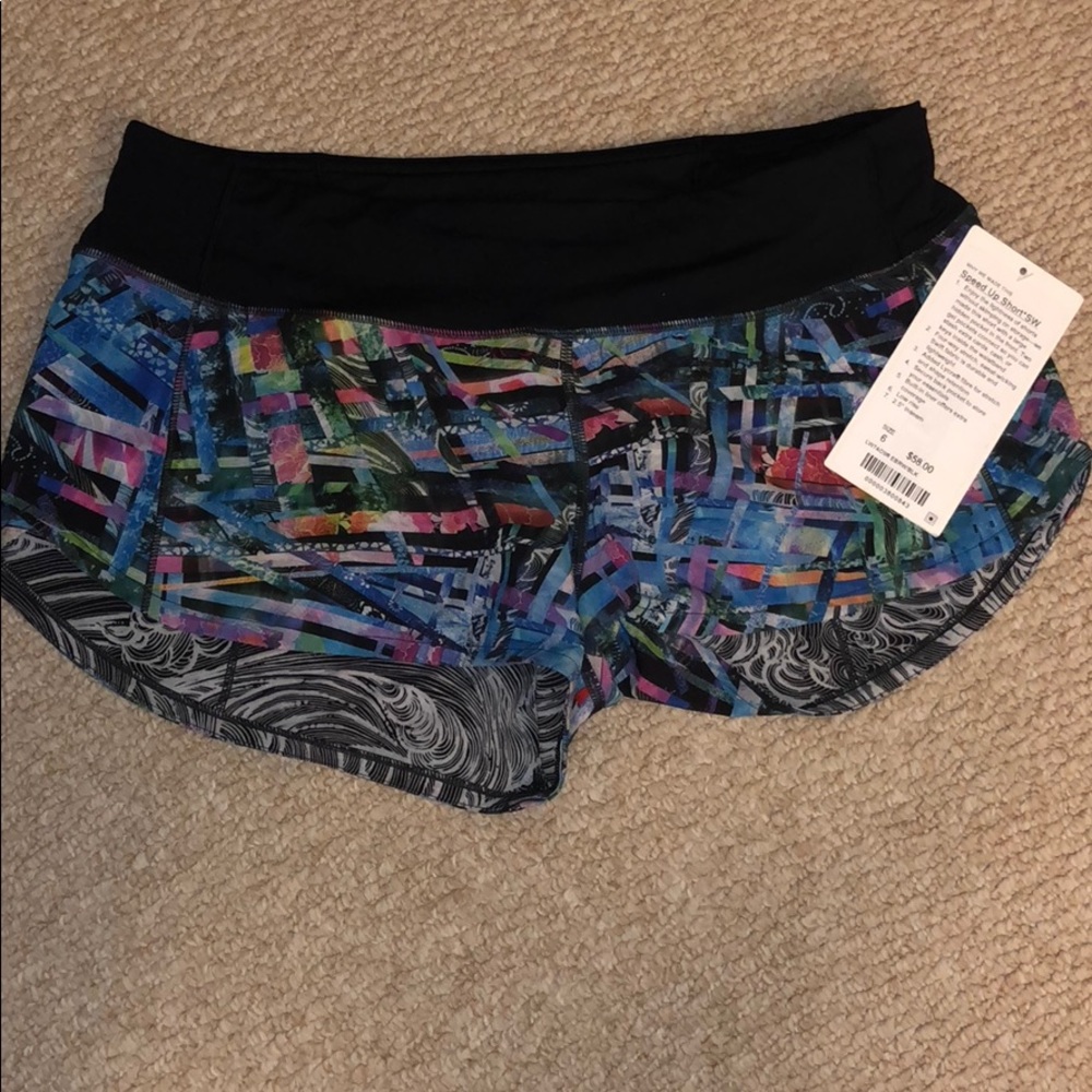 New w/tags Lululemon Speed Up Short Size 6